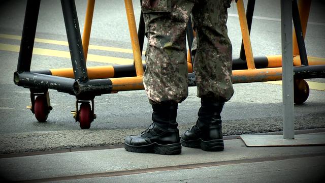 韩国男军官变性后欲继续服役，被判定身心障碍或被强制退伍