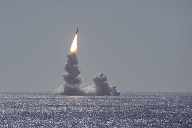 美国今年首次试射“三叉戟II”潜射弹道导弹 称并非武力展示