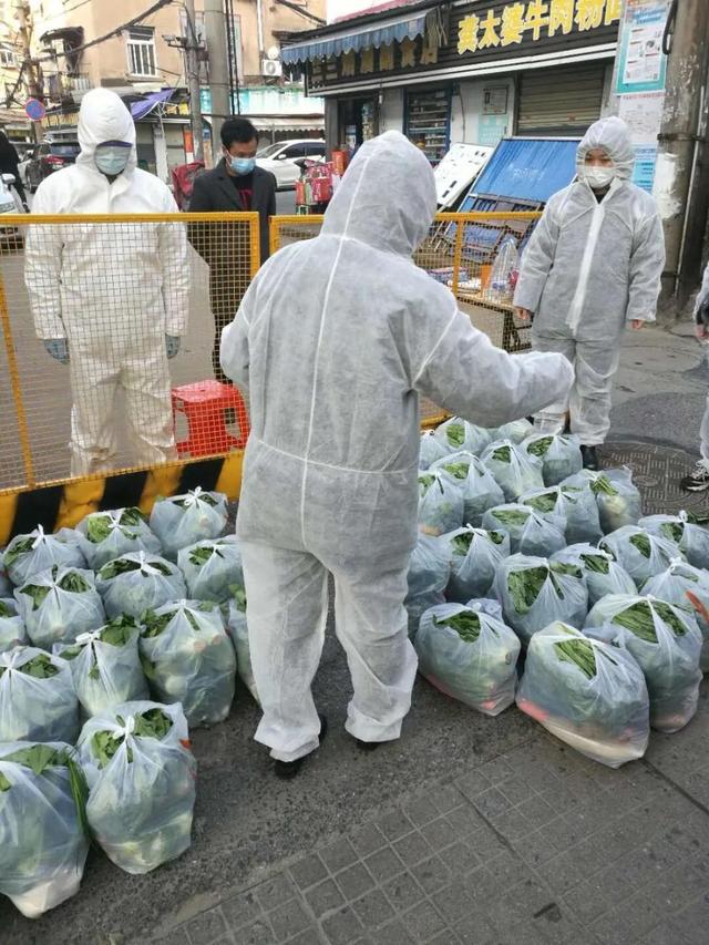 「套餐」现在，武汉的商超都在这样卖菜