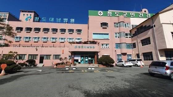 韩国“新天地”教主兄长因肺炎死亡，曾在新冠疫情爆发医院就诊