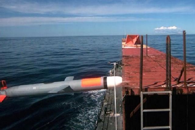美海军打的如意算盘：把中国军舰聚集起来然后用岸基导弹都打掉