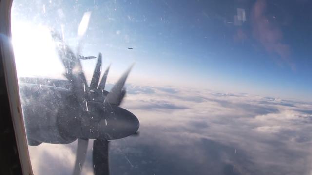 遭F-35、台风、F-16轮流监视，这次俄军机远程飞行待遇高