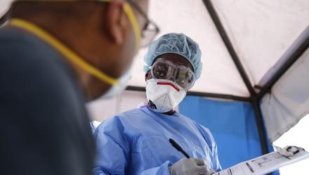 法国医生称把非洲当疫苗试验场 遭世卫强烈谴责