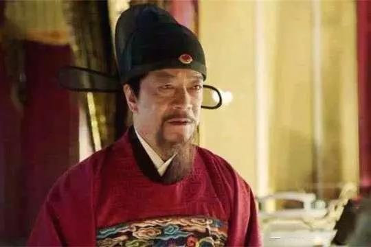 朱棣杀入南京后,七品小官问了他10个字,被提拔为四朝首辅_杨荣|建文