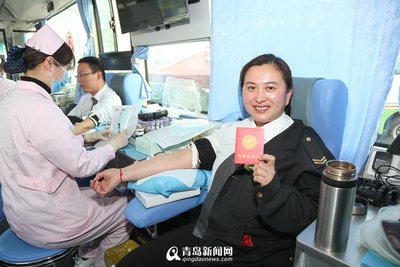 武汉迎来首名献血者，康复者血浆到底对治疗起到多大效果？