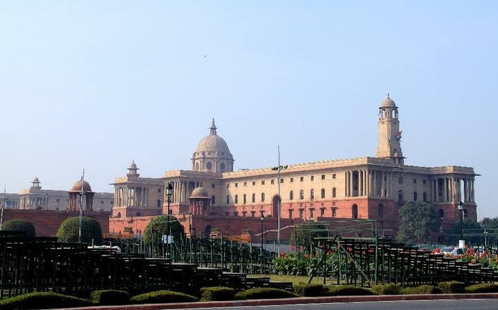 印度首都新德里宣布“封城”至3月底，多个邦也宣布“闭关”