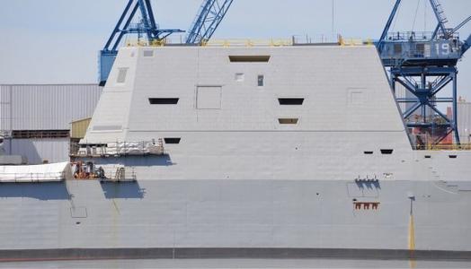美国巴斯钢铁造船厂出现首例确诊 或将停产驱逐舰
