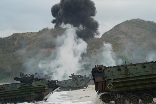 外媒：美菲军队互访协议中止在东南亚或引连锁反应