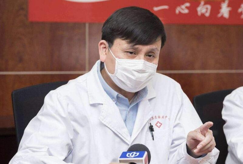 张文宏回怼国外质疑:现在妄下定论还过早!