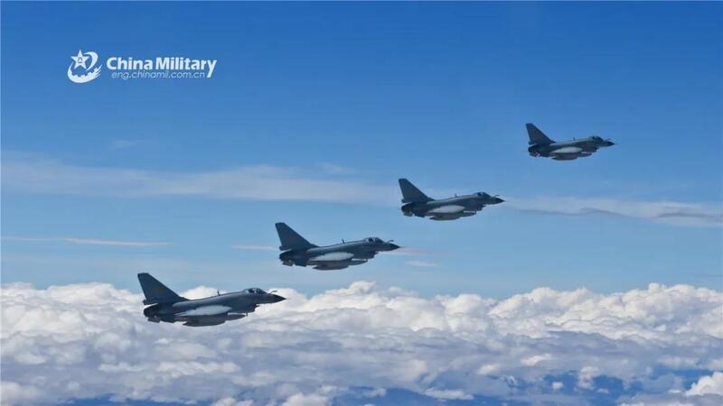 干得漂亮!中国空军2周8进8出台湾空域,对台巡航“常态化”磨练部队!