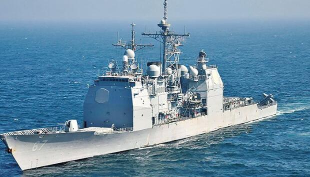 美军高调宣布：其驱逐舰重返南海 将执行“海上安全行动”