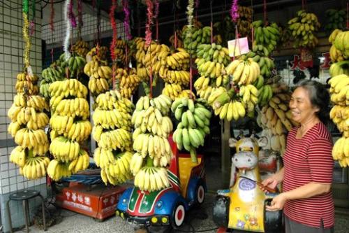 岛内噩耗：继菠萝之后，台湾香蕉也出事了......