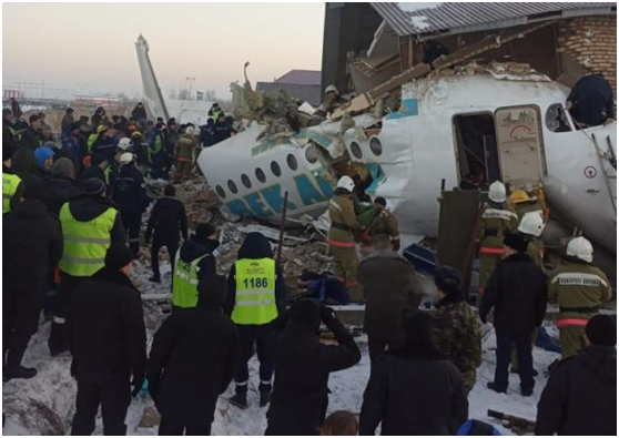 哈萨克斯坦坠机事故致12死49伤：机上共有98人 包括4名外国人
