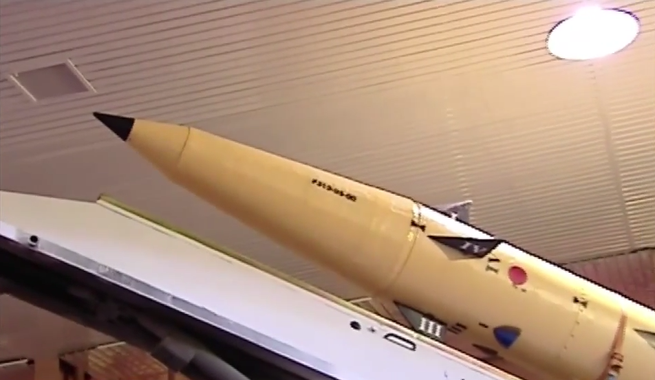 伊朗动用何种武器打击美军基地？残骸曝光导弹型号