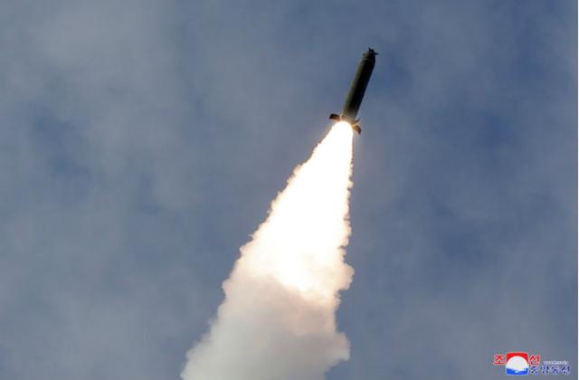 韩军称朝鲜时隔一周再次发射3枚“不明飞行物”
