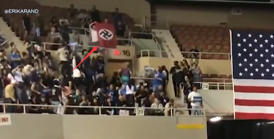 桑德斯根本没料到 美国人会在竞选集会上看见纳粹旗