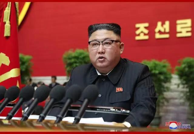 金正恩宣布重大消息 朝鲜战略核潜艇 “高超”武器  马上就来了？