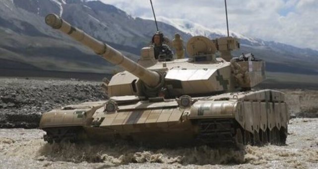 美媒炒作：最先进的99A为何来到边境？其他坦克无法媲美印度T-90MS
