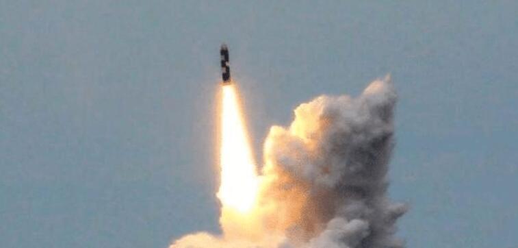 美媒称中国在造超250个导弹发射井 在哈密和玉门