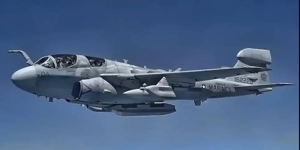 歼-16D为何成为珠海航展的流量选手？性能超美军同款！