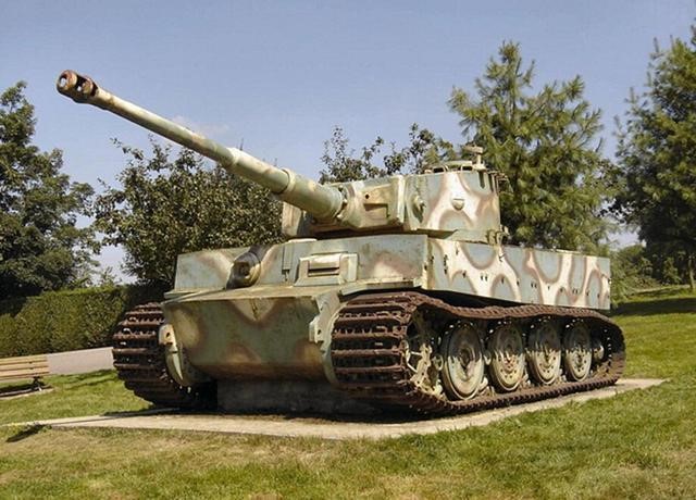 为什么虎式坦克采用落后的垂直装甲？设计师有话说