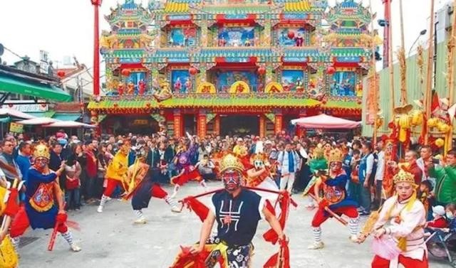 台军征兵实在难！寺庙保安要纳入后备动员，下一步就是征集和尚了
